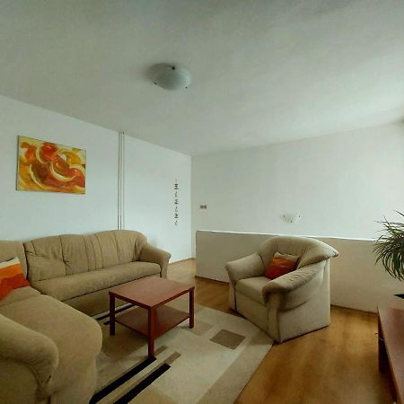 Naty Apartman Haniska Dış mekan fotoğraf