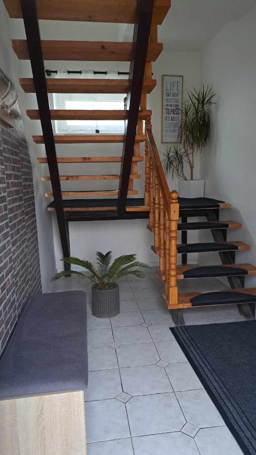 Naty Apartman Haniska Dış mekan fotoğraf